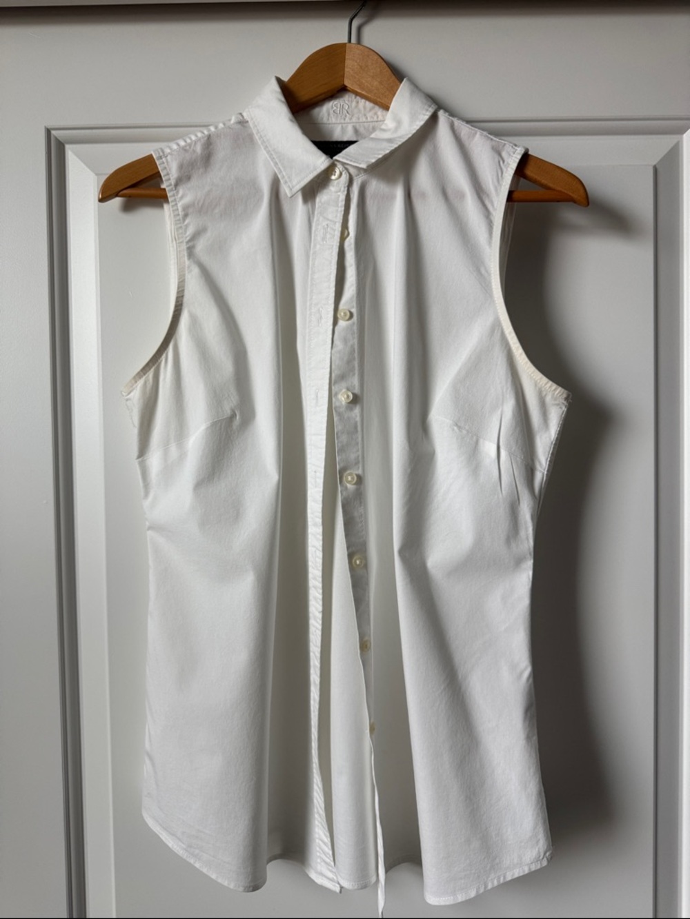 Banana Republic Sleeveless White Button-Up Top